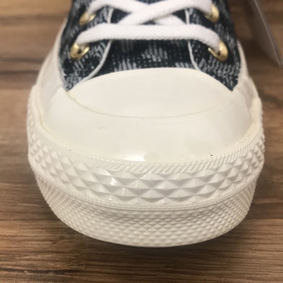 CONVERSE CTAS 70 HIGH TOP BRAND NEW - Picture 4 of 15